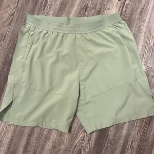 All in Motion Men's Shorts - Size Medium - Green - Yoga